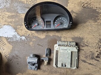 VW Crafter - budíky, jednotka ,imo.. - 2