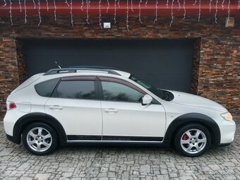 Subaru Impreza XV 2.0R 4X4 110kW r.2011 - Najeto jen 91Tis - 2