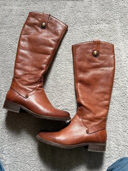 Kozačky Lasocki číslo 37, nové nenošené. - 2