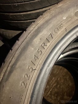 Letní sada pneu 225/45 R17 - Dunlop - 2