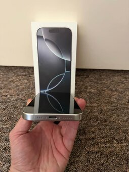 Apple iPhone 16 Pro 128gb White titanium. TOP stav. - 2