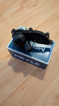 Termostat Audi 3.2 FSI - 2