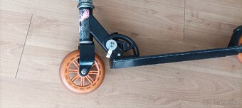 Dětská koloběžka - 2