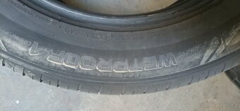 235/55 R18 - 2