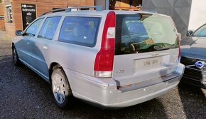 Volvo V70II facelift D5 120kw - Náhradní díly - 2