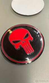 Středové pokličky/samolepky alu kol Punisher RED 65 mm - 2
