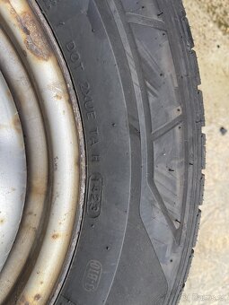 Originál plechové disky Ford 215/65 R15C, letní pneu - 2