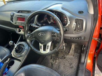 rozprodam kia sportage 2,0 crdi 4x4 100kw awd 1,7 crdi 85kw - 2