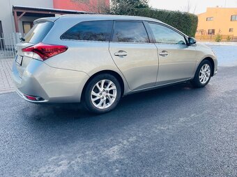 Toyoty Auris 1.6i - 79 KW ČR,KAMERA,ALU KOLA. - 2