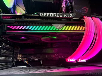 ASUS GeForce ROG STRIX RTX 3070 GAMING - 2