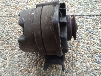 alternátor škoda 106.120 - 2