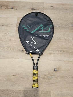 Dětská tenisová raketa. - 2
