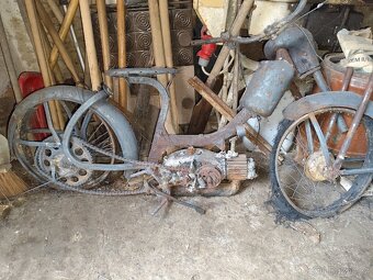 Jawa 50 typ 550 pařez - 2