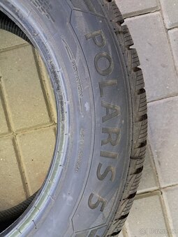 Prodám zimní pneumatiky Barum Polaris 5 - 215/60/16 - 2