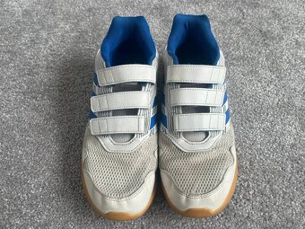 Adidas vel.40 - 2