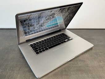 MacBook Pro 17'' 2009 / C2D / 8GB / 128GB SSD / 500GB HDD - 2