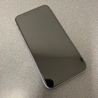 Apple iPhone 11 64GB Purple Stav A+++ - 2