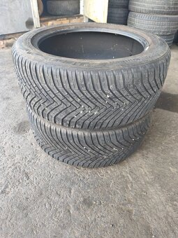 255/45 R18 Continental - 2