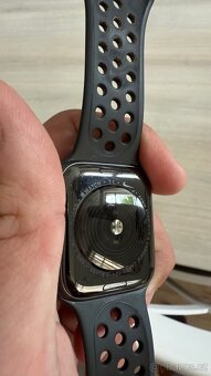 Apple Watch SE Nike 44mm (2020) – plně funkční - 2