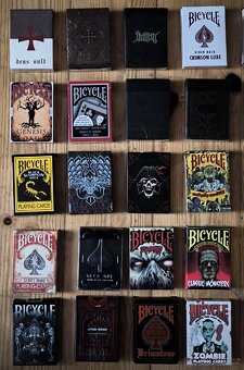 Hrací karty bicycle, theory11, stranger&streanger atd - 2