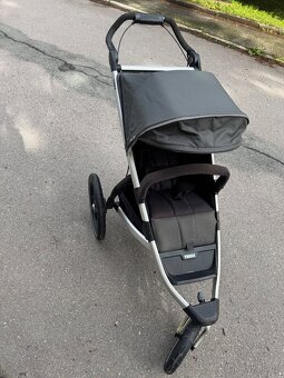 Thule Urban Glide 2 Dark Shadow 2022 - 2