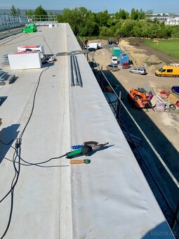 NABÍZÍM PRÁCI / BRIGÁDU - 2