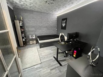 Rodinný dům 180m² 4+1 s garáží, altánem, zahrada 725m² - 2