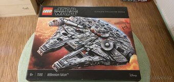 LEGO® Star Wars™ 75192 Millennium Falcon - 2
