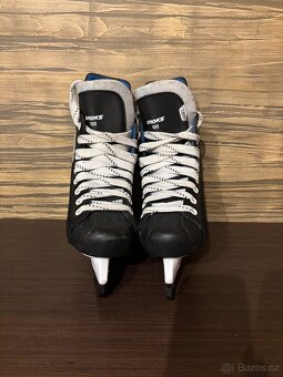 Chlapecké brusle (vel. 37) - 2