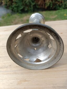 Starožitný cínový svícen - 2