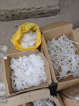 Fasádní hmoždinky - 2