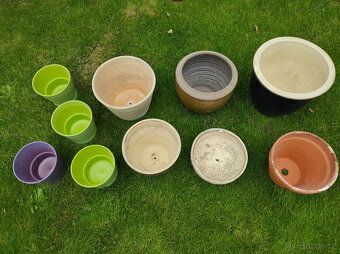 Mix keramických květináčů a obalů - 2