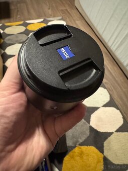 ZEISS Batis 85 mm f/1.8 - 2