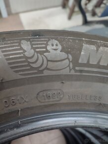 Pneumatiky Michelin 235/55R17 - 2