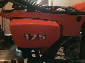 Koupím  kastliky a podsedadlové plechy ČZ 175/487 - 2