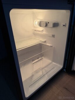 Menší Lednice s mražákem - Concept - 2