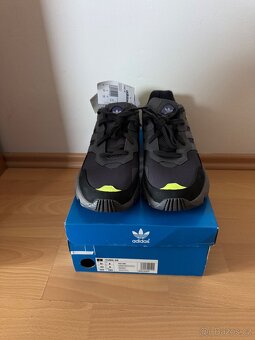 Tenisky Adidas Yung 96 - 2