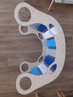 Montessori houpačka - 2