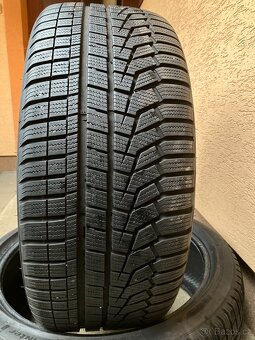 Zimní Hankook 245/40/21 - 2