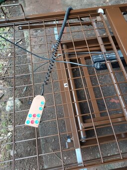 Zdravotní elektrická polohovací postel - 2