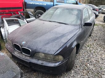 Náhradní díly z vozů BMW E39 - 2