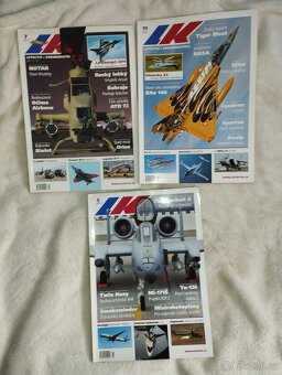 časopisy o letadlech - 2