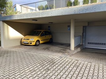 Pronájem parkovacího stání - 2