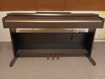 Prodám Yamaha Clavinova - 2