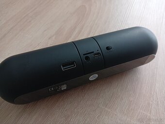 Reproduktor bluetooth - zánovní - 2