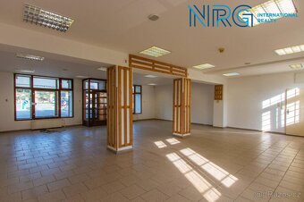 Pronájem obchodního prostoru, 81 m², Uhlířské Janovice, ul. - 2