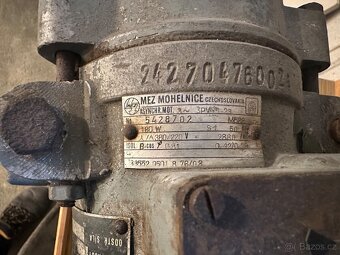 Vibrační asynchronní motor 400V - 2