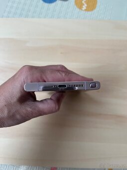 Samsung S23 Ultra, 256GB, prasklý displej - 2