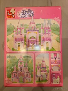Princeznin zámek Sluban le go system - 2