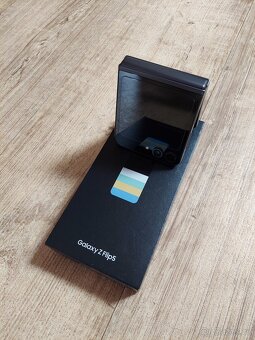 Samsung galaxy z flip 5 - 2